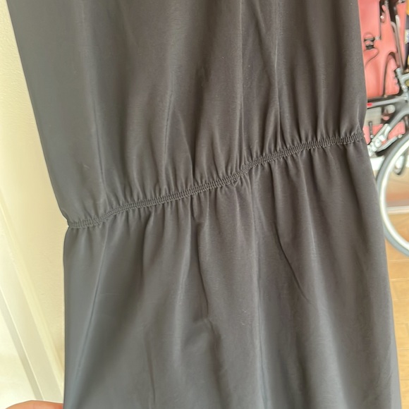 Banana Republic Racerback Active Airstrerch Midi Dress - Picture 5 of 8